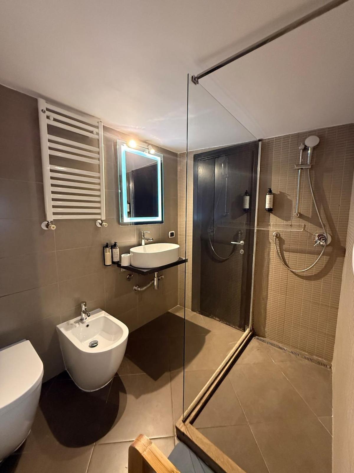Vacation In Borgo Pio-near San Pietro Apartment