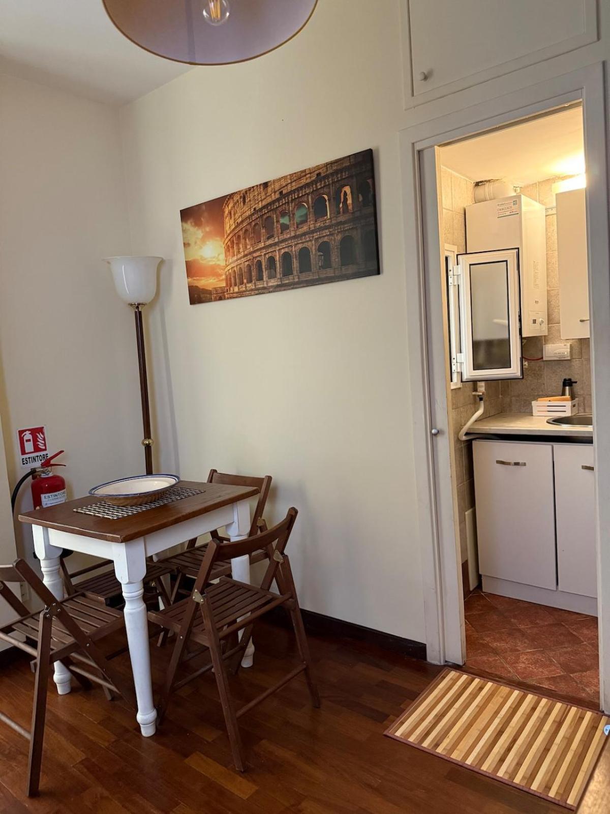 Vacation In Borgo Pio-near San Pietro Apartment